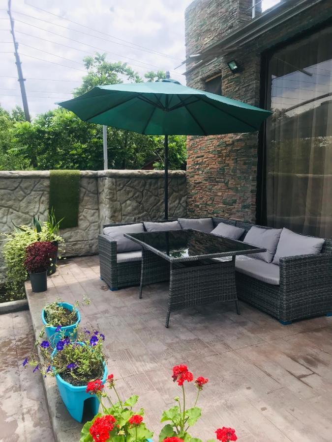 Inga'S Apartment Кобулети Екстериор снимка