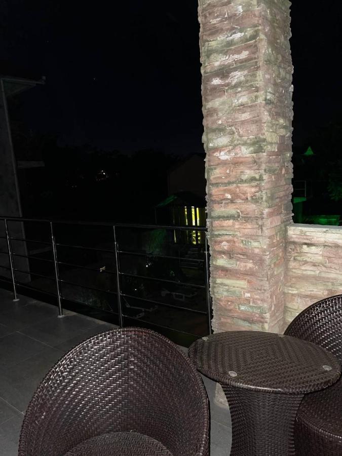Inga'S Apartment Кобулети Екстериор снимка