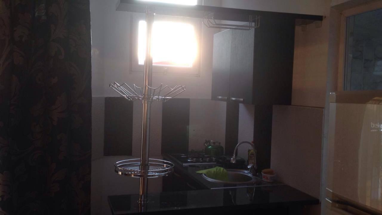 Inga'S Apartment Кобулети Екстериор снимка